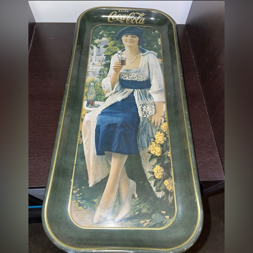 Vintage Collectible Coca Cola Metal Tray, Original 1973.